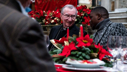 Cardinal Parolin at St. Egidio Christmas lunch: 'We need solidarity and love'