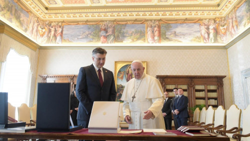 Pope receives in audience Croatian Prime Minister