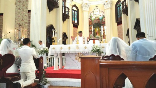 Two Filipino Couples United in Holy Matrimony Under PCFM’s Kasalang Simbahan at St. Lawrence Church