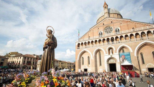 聖安多尼紀念日，帕多瓦舉辦宗教和文化活動