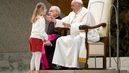 教宗接見“若望廿三世團體”的孩子們：天主“知道我們每一個人的名字”