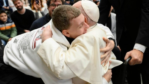 教宗為新版《天主教青年教理》致函：基督是喜樂生活的密碼
